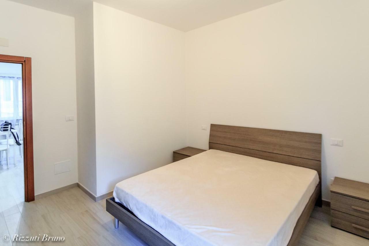 Appartamento Ristrutturato A Nuovo !!! Varazze Exterior foto
